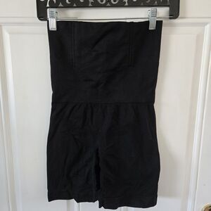 NWOT Stretchy Black Womens Size Large Slimming Shapewear Shorts High Rise